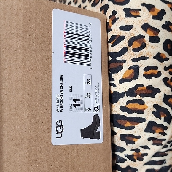 UGG BROOKLYN CHELSEA BLACK WATERPROOF PLATFORM BOOTS US 11 - Picture 4 of 5